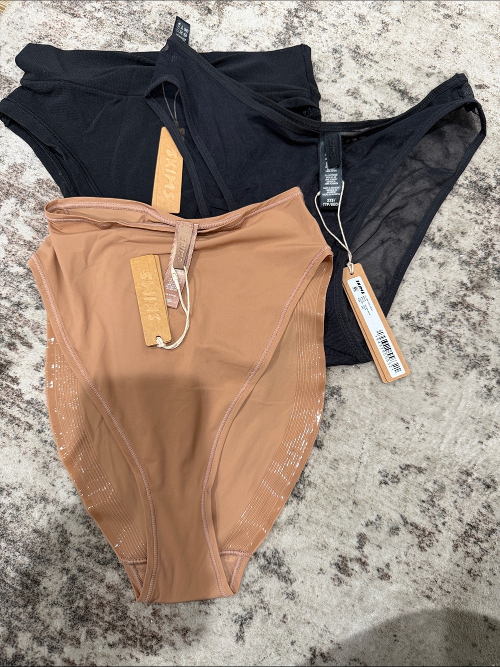 Skims Bundle of 3 High-Waist Seamless Briefs in Sienna, two onyx